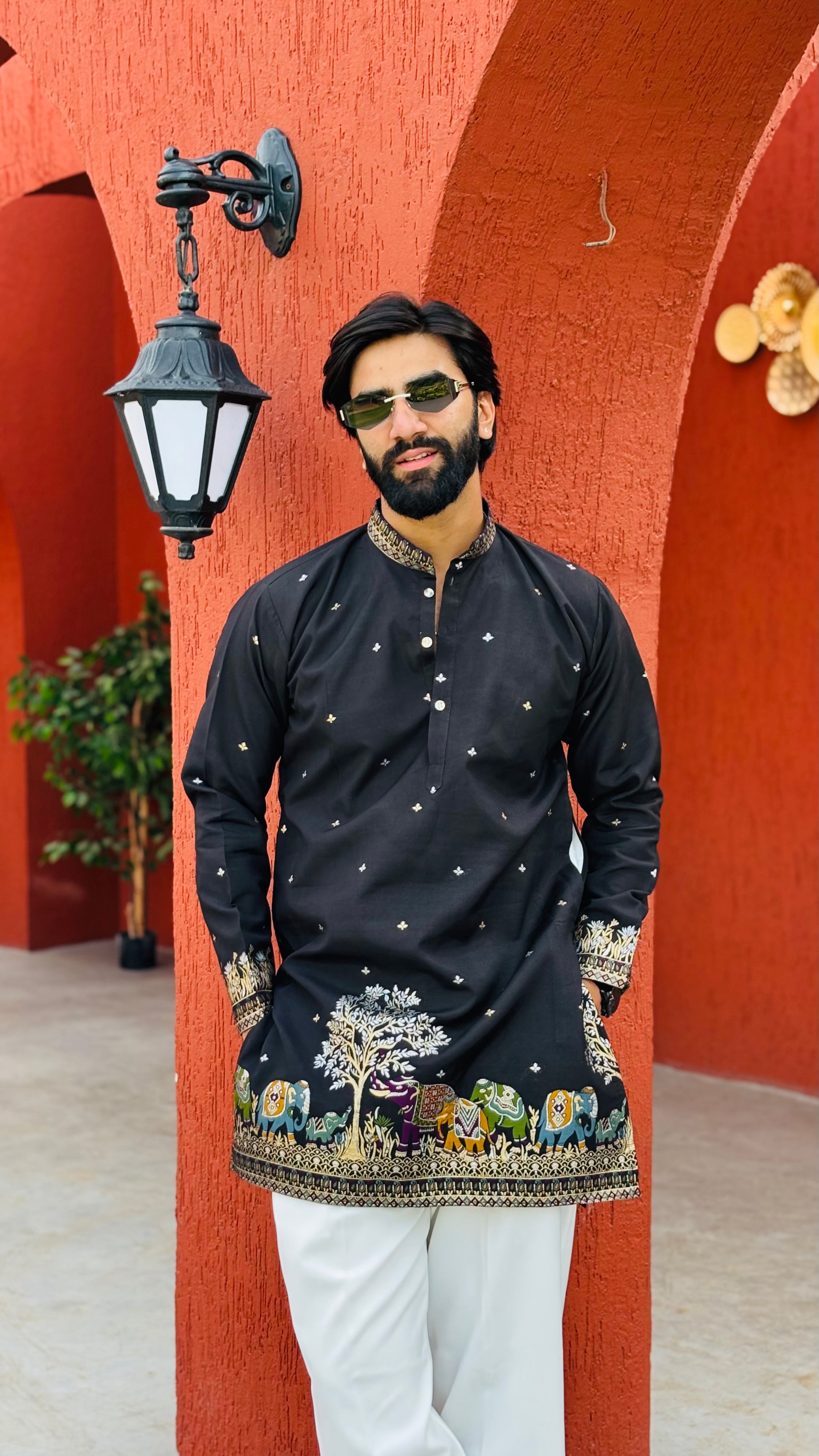 BLACK KALPRAAG – ELEPHANT PATTERN JACQUARD SHORT KURTA
