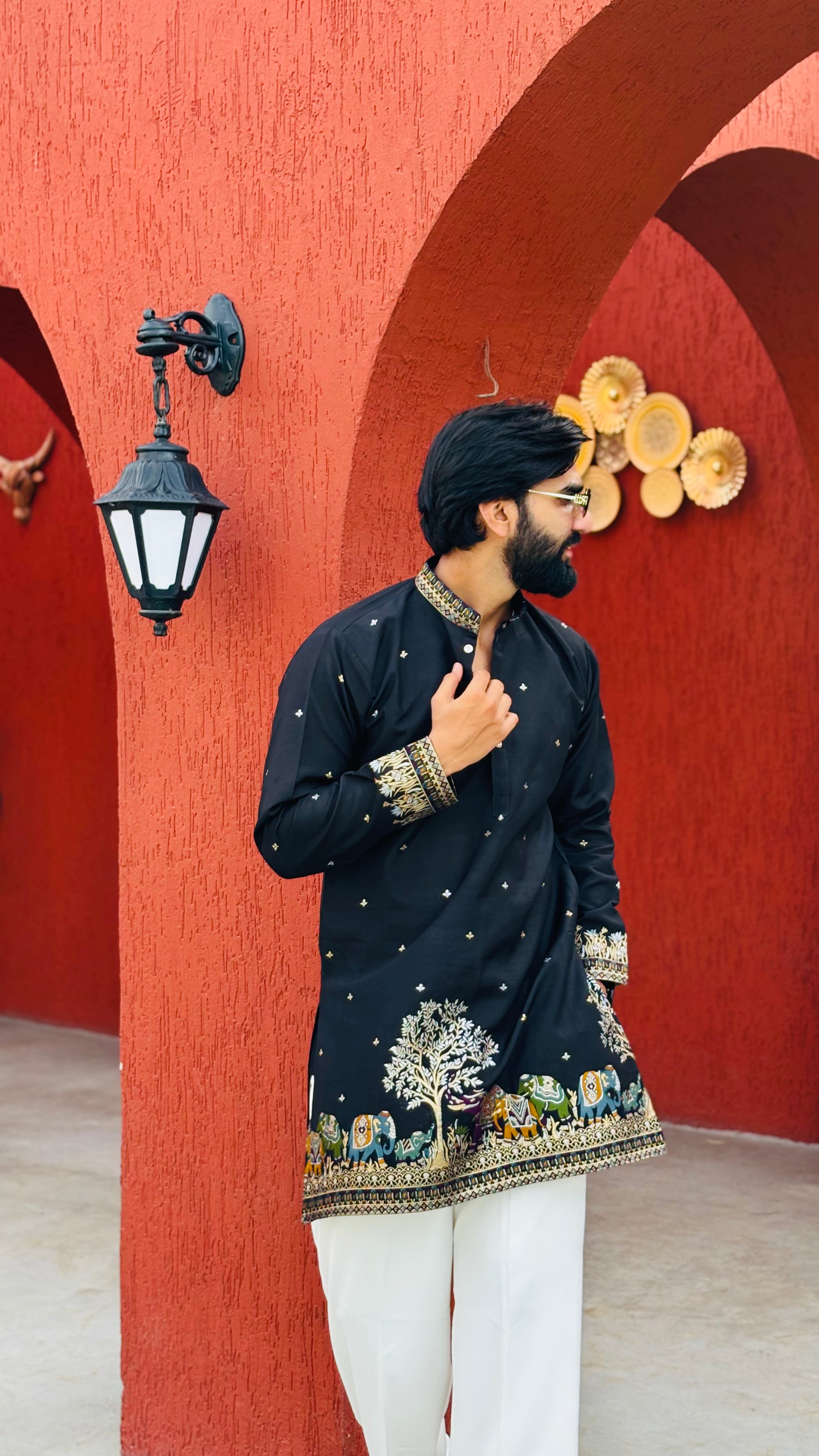 BLACK KALPRAAG – ELEPHANT PATTERN JACQUARD SHORT KURTA