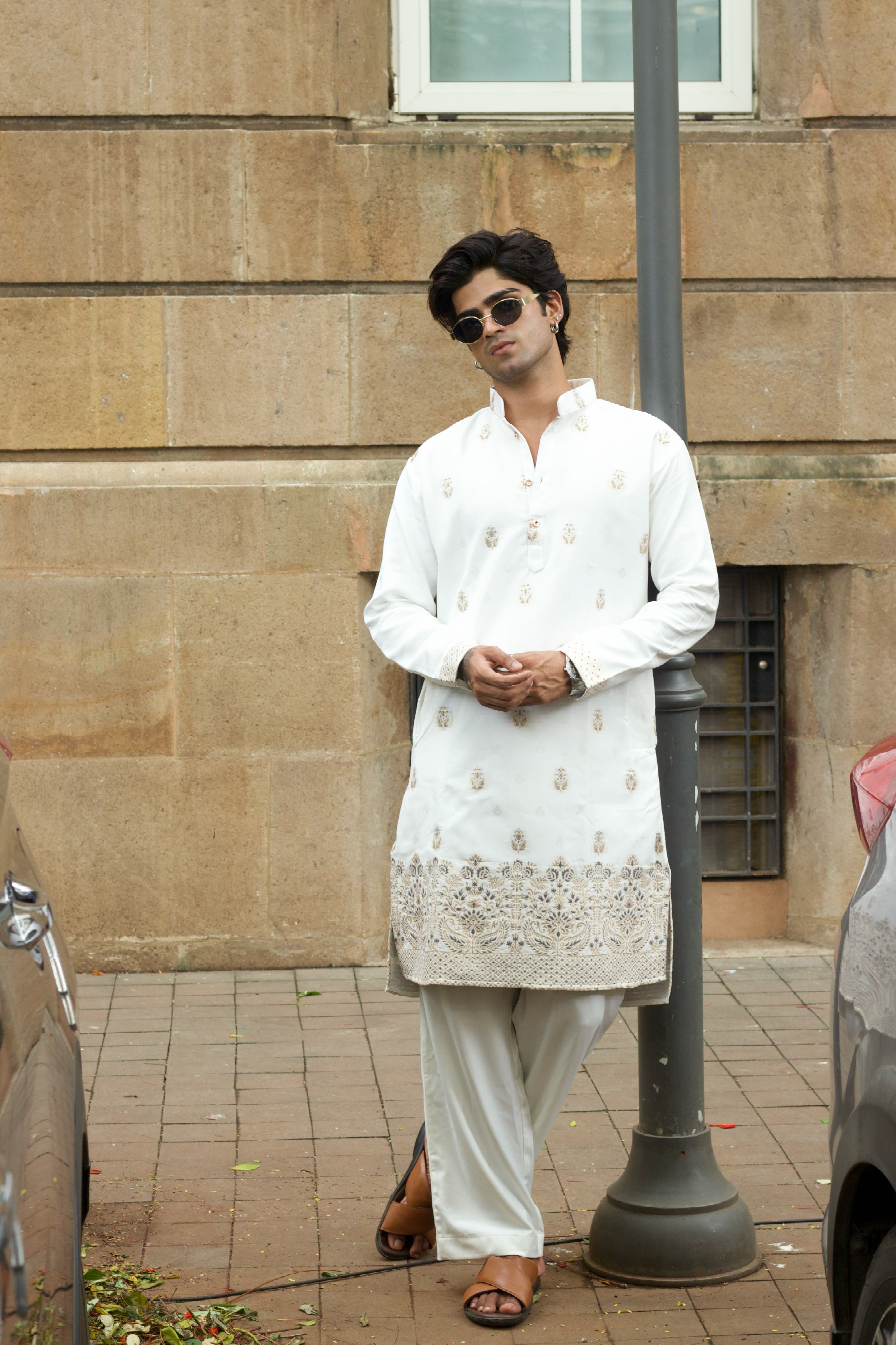 WHITE SHAHI MAHAL JACQUARD DESIGNER KURTA
