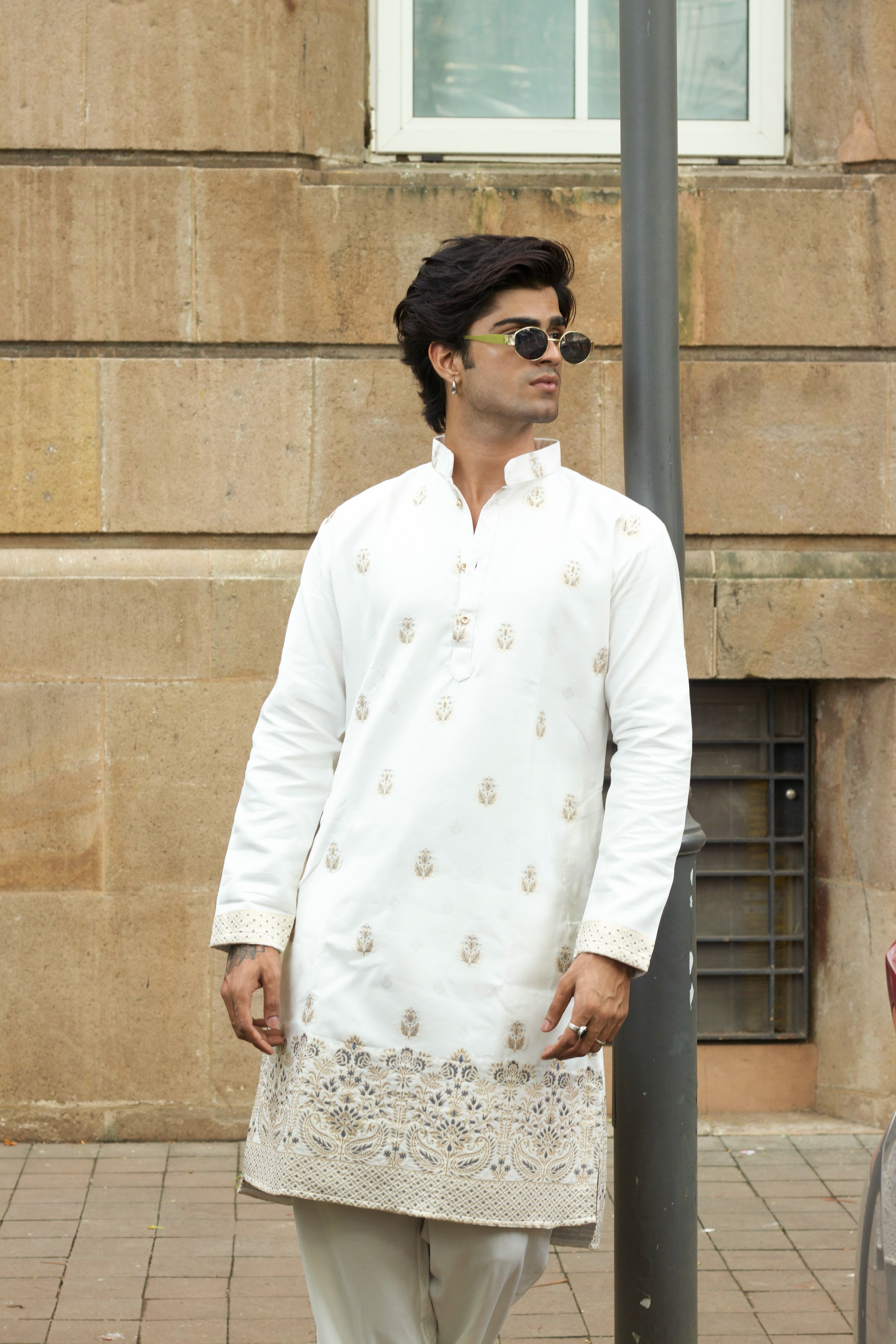WHITE SHAHI MAHAL JACQUARD DESIGNER KURTA
