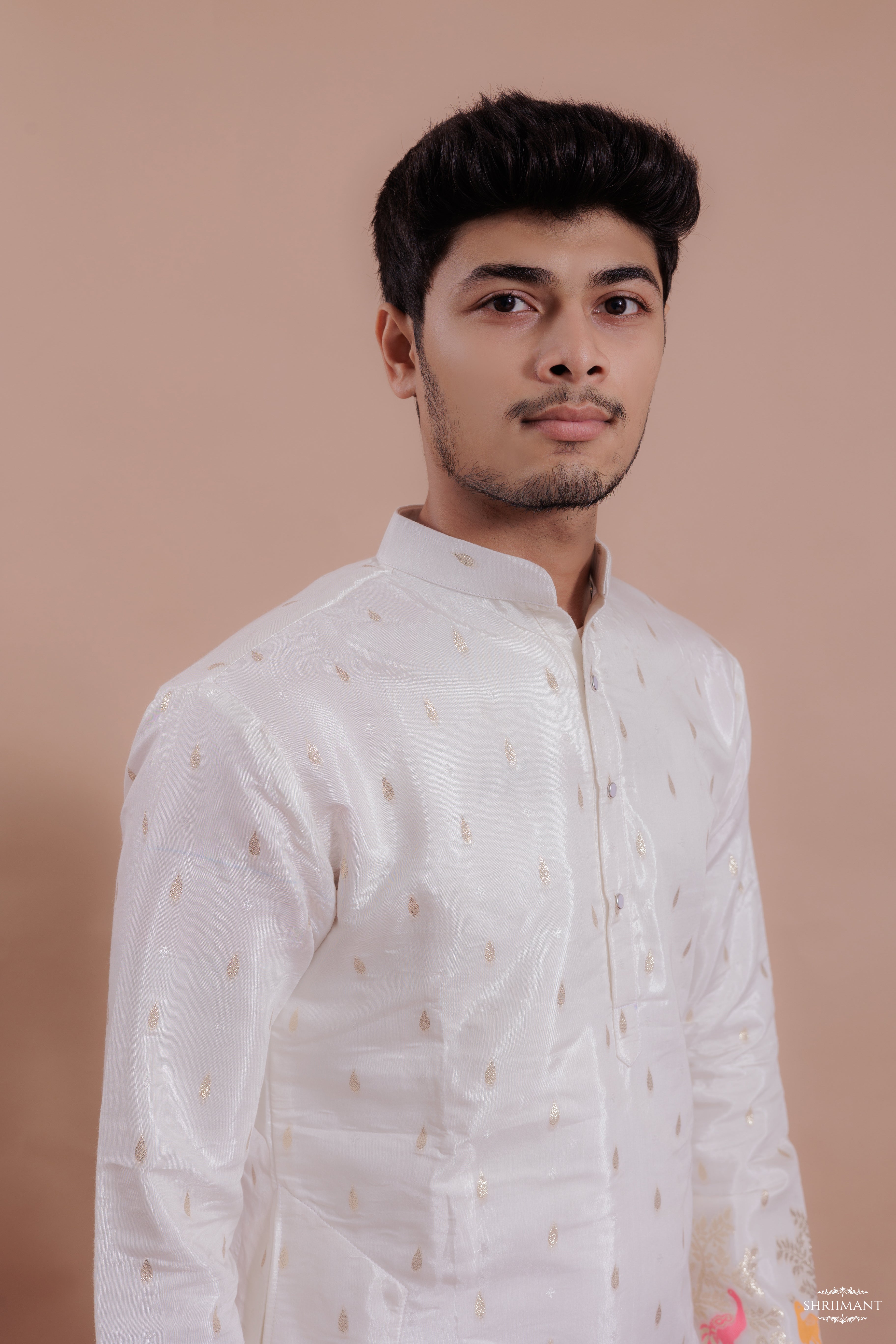 WHITE ANIMAL PATTERN JACQUARD DESIGNER KURTA