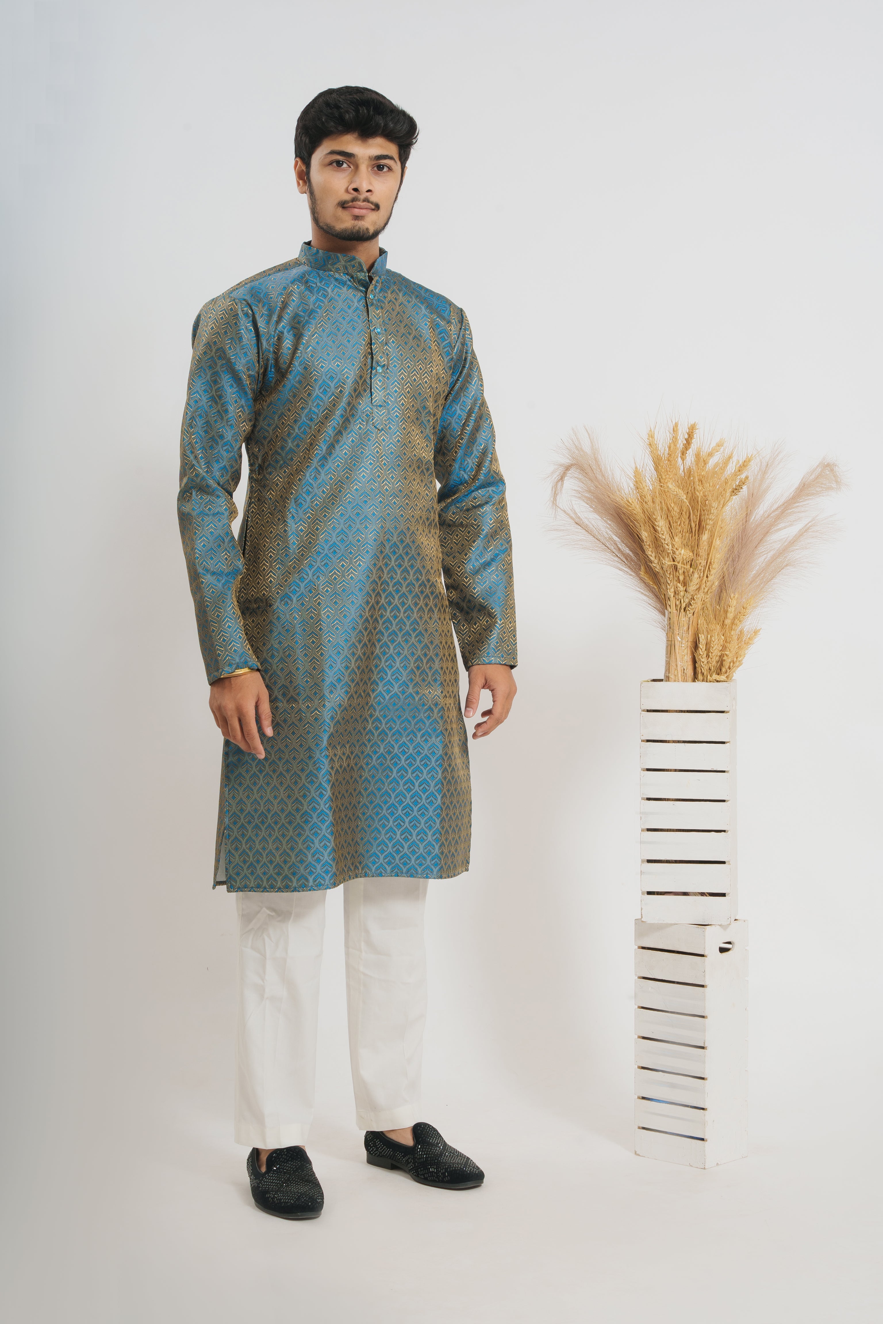 Blue Golden Leaves Pattern Men's Designer Kurta