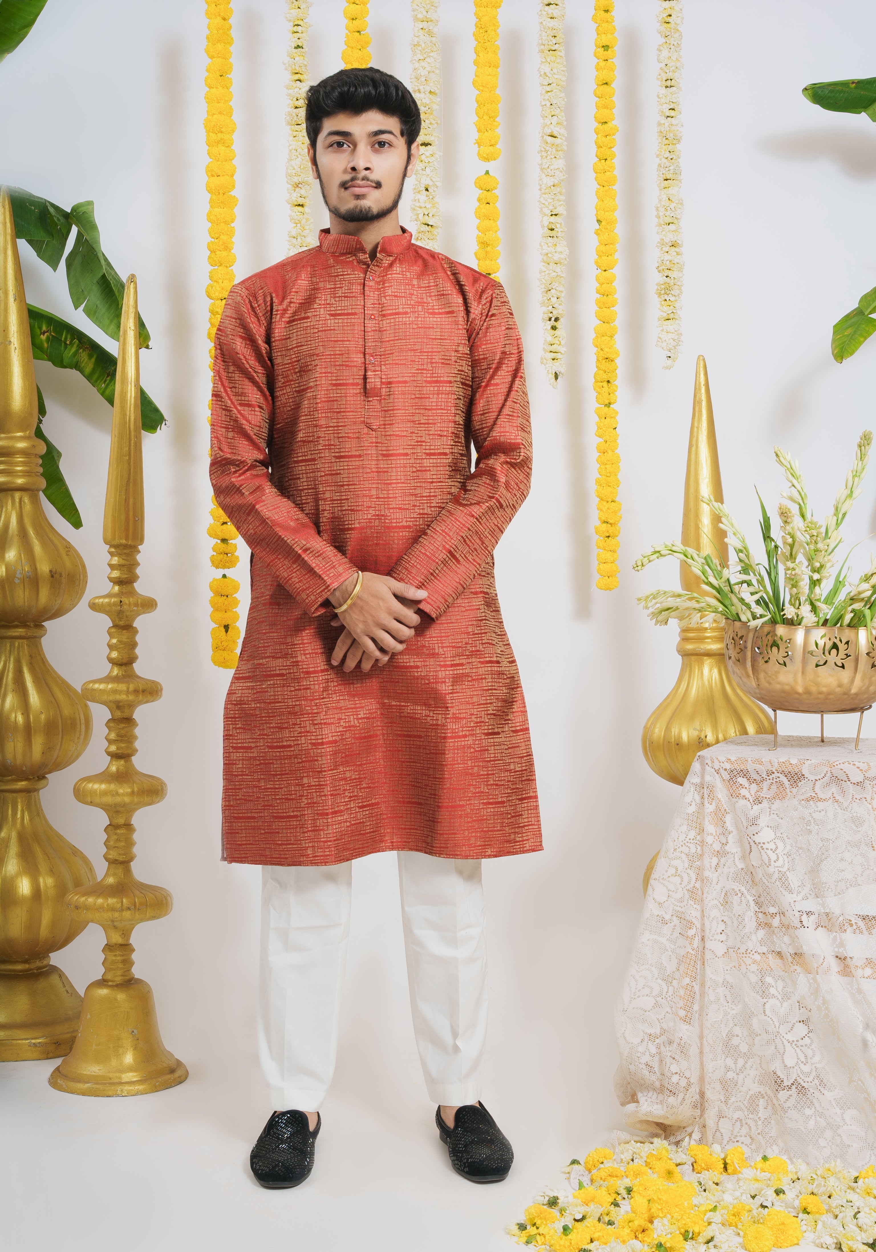 RED GOLDEN SHINY STRUCTURED JACQUARD DESIGNER KURTA