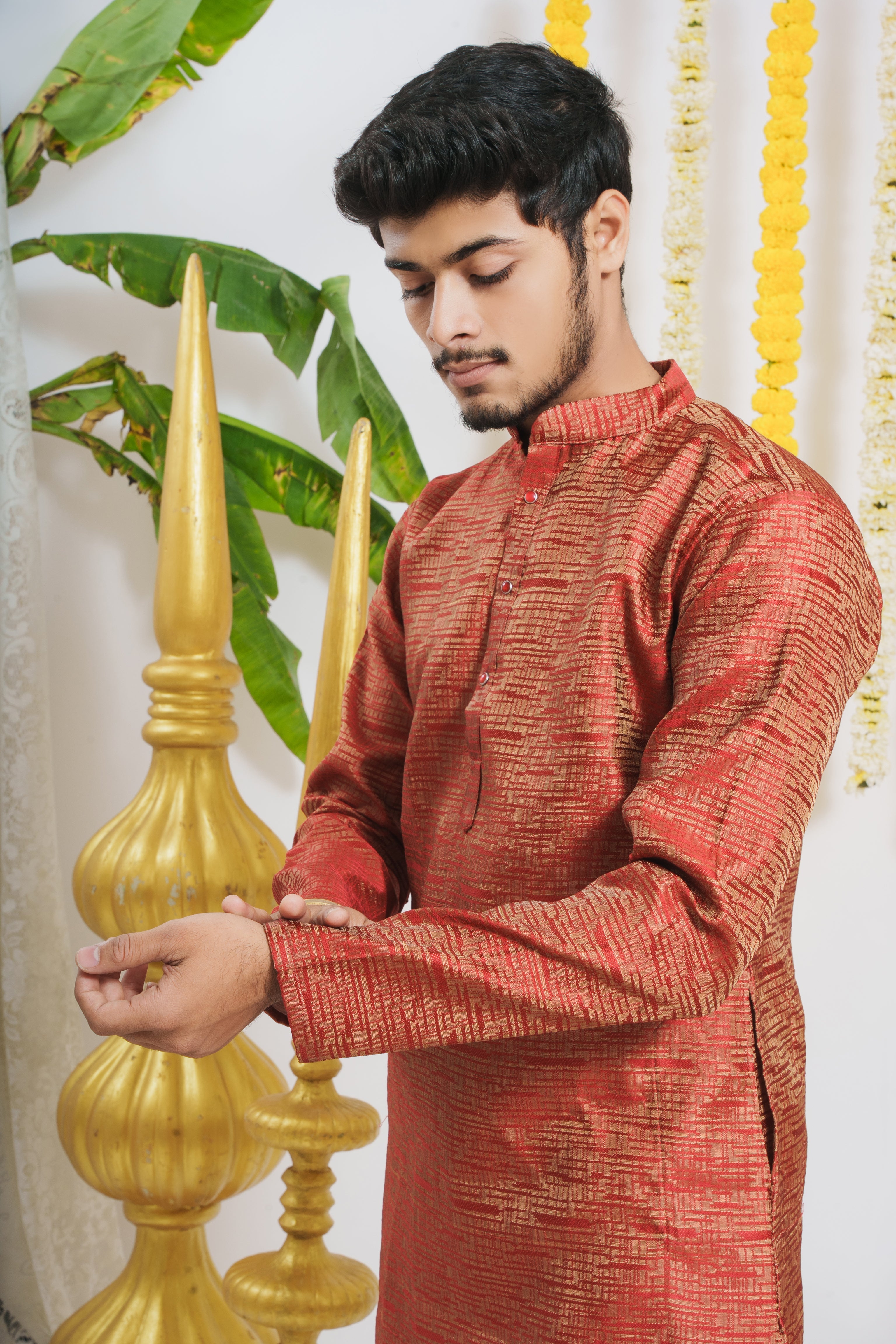 RED GOLDEN SHINY STRUCTURED JACQUARD DESIGNER KURTA