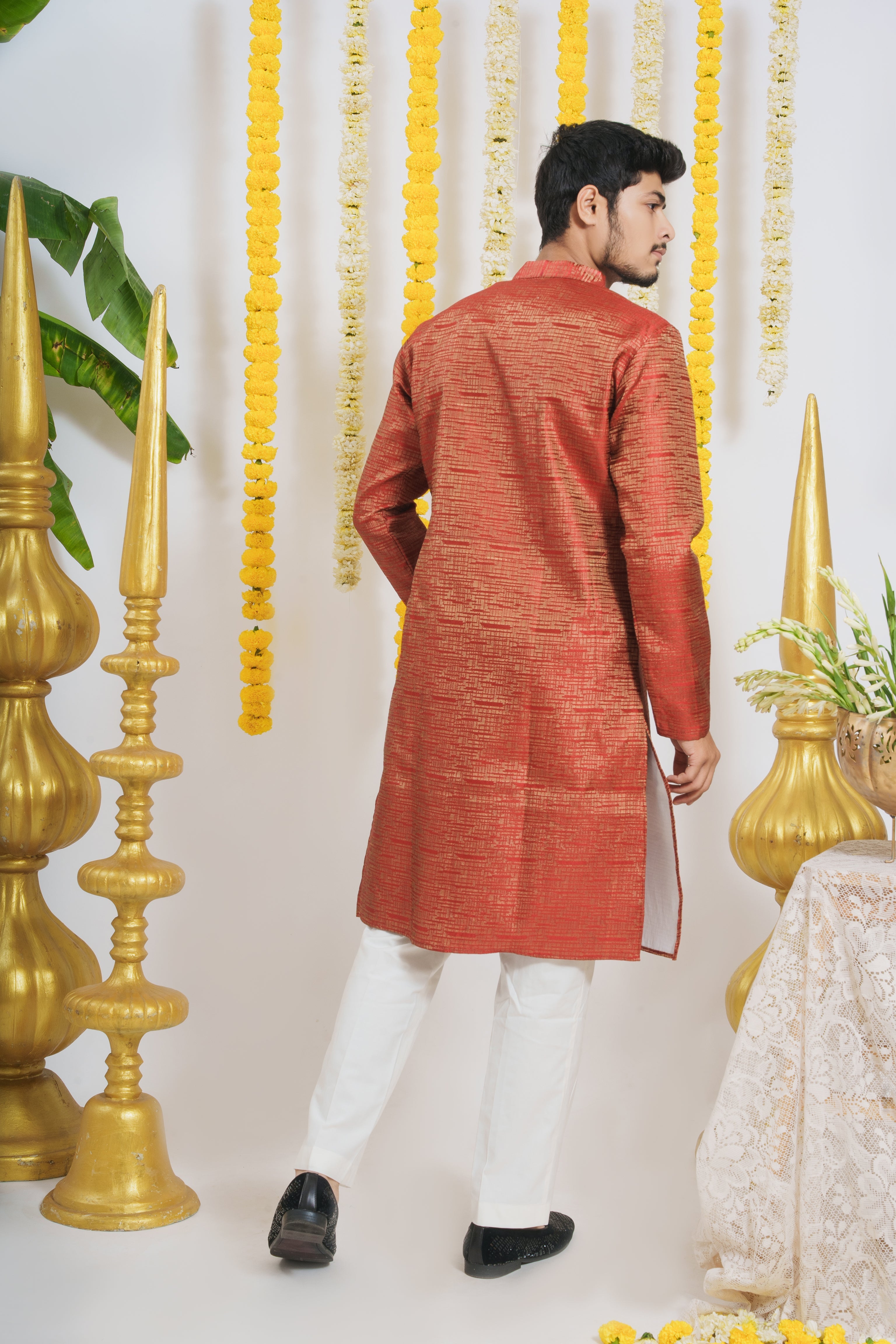 RED GOLDEN SHINY STRUCTURED JACQUARD DESIGNER KURTA