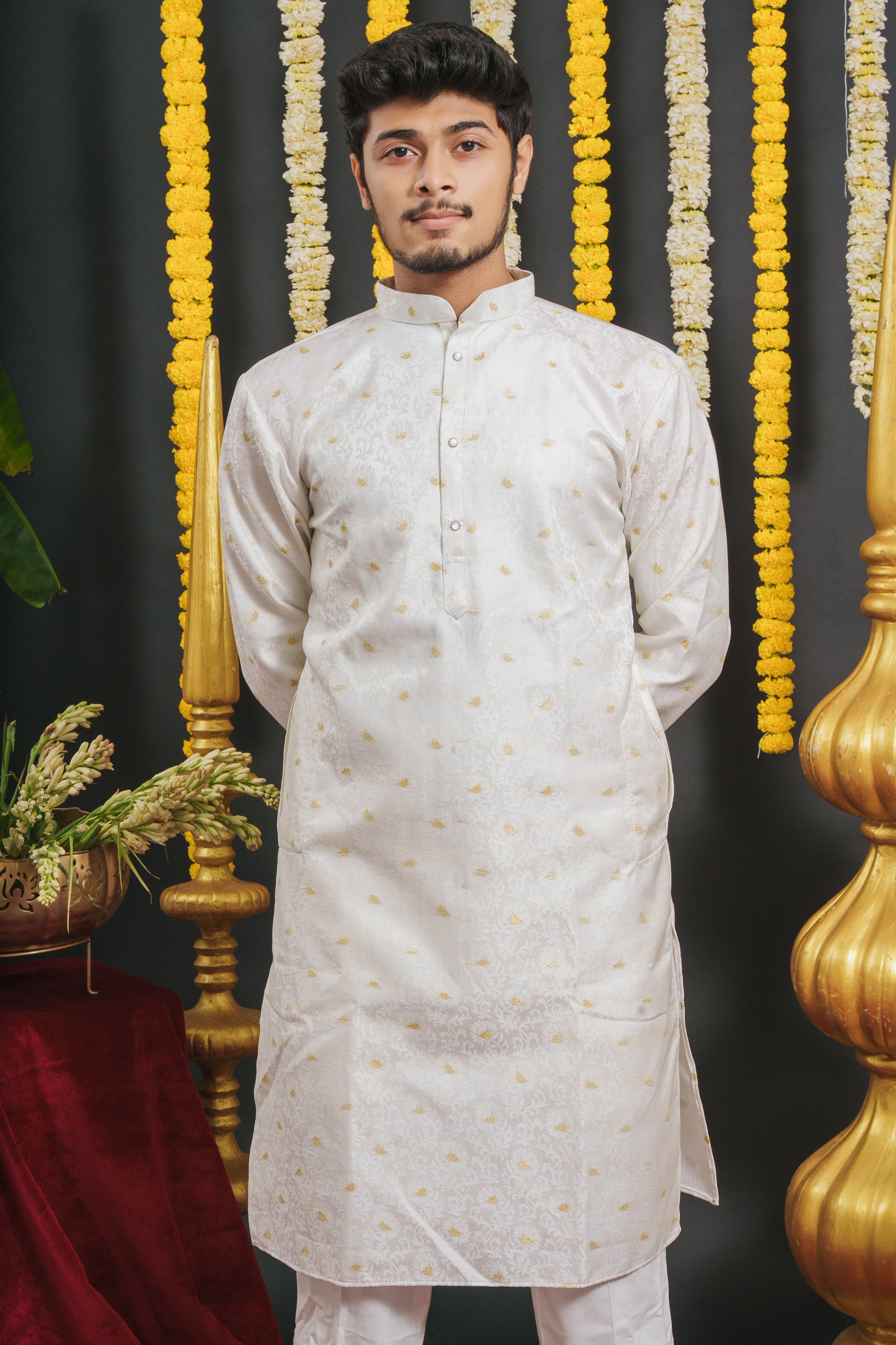 WHITE FLORAL SELECTED JACQUARD DESIGNER KURTA