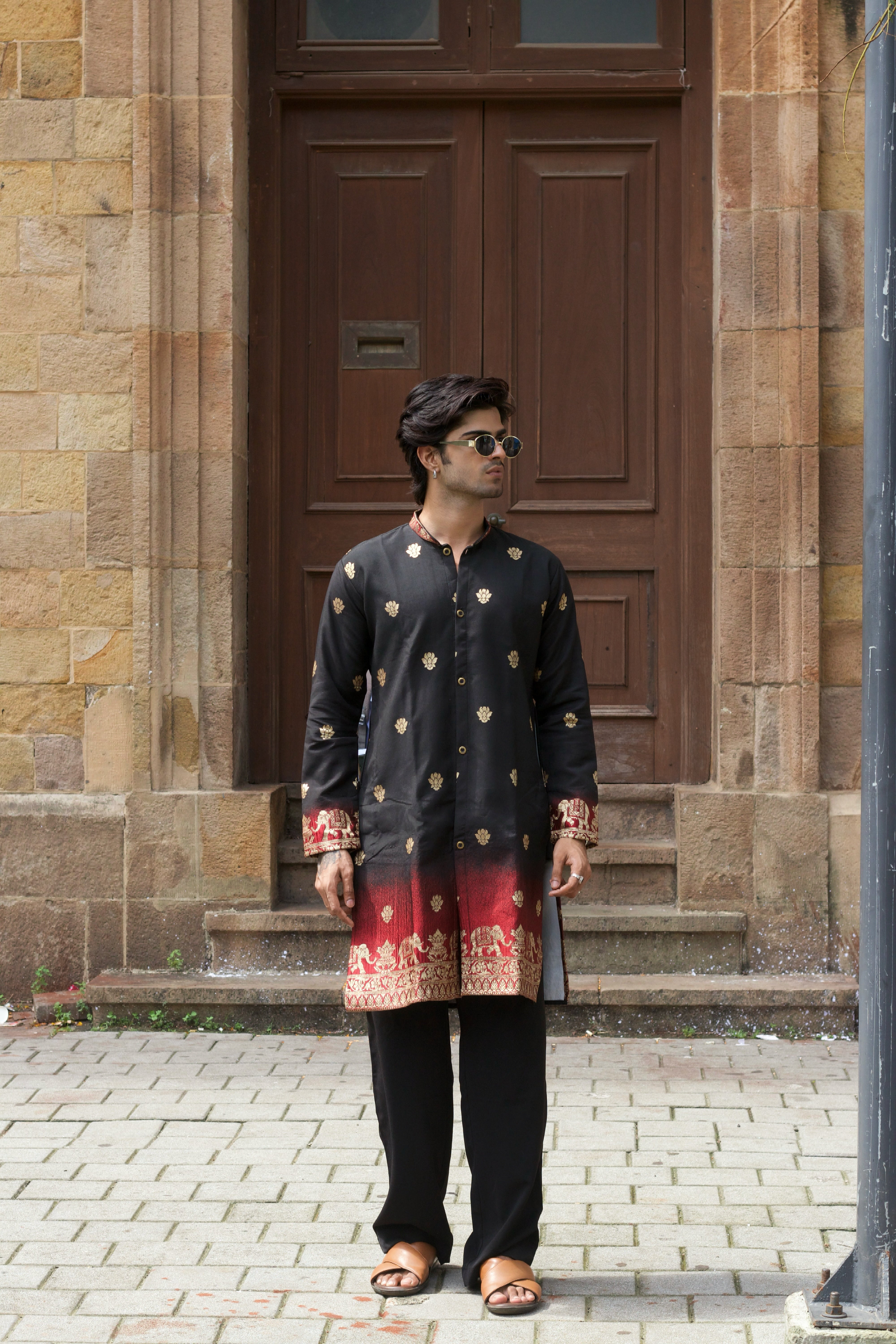 BLACK RED FADE REGAL ELEPHANT WEAVE JACQUARD KURTA
