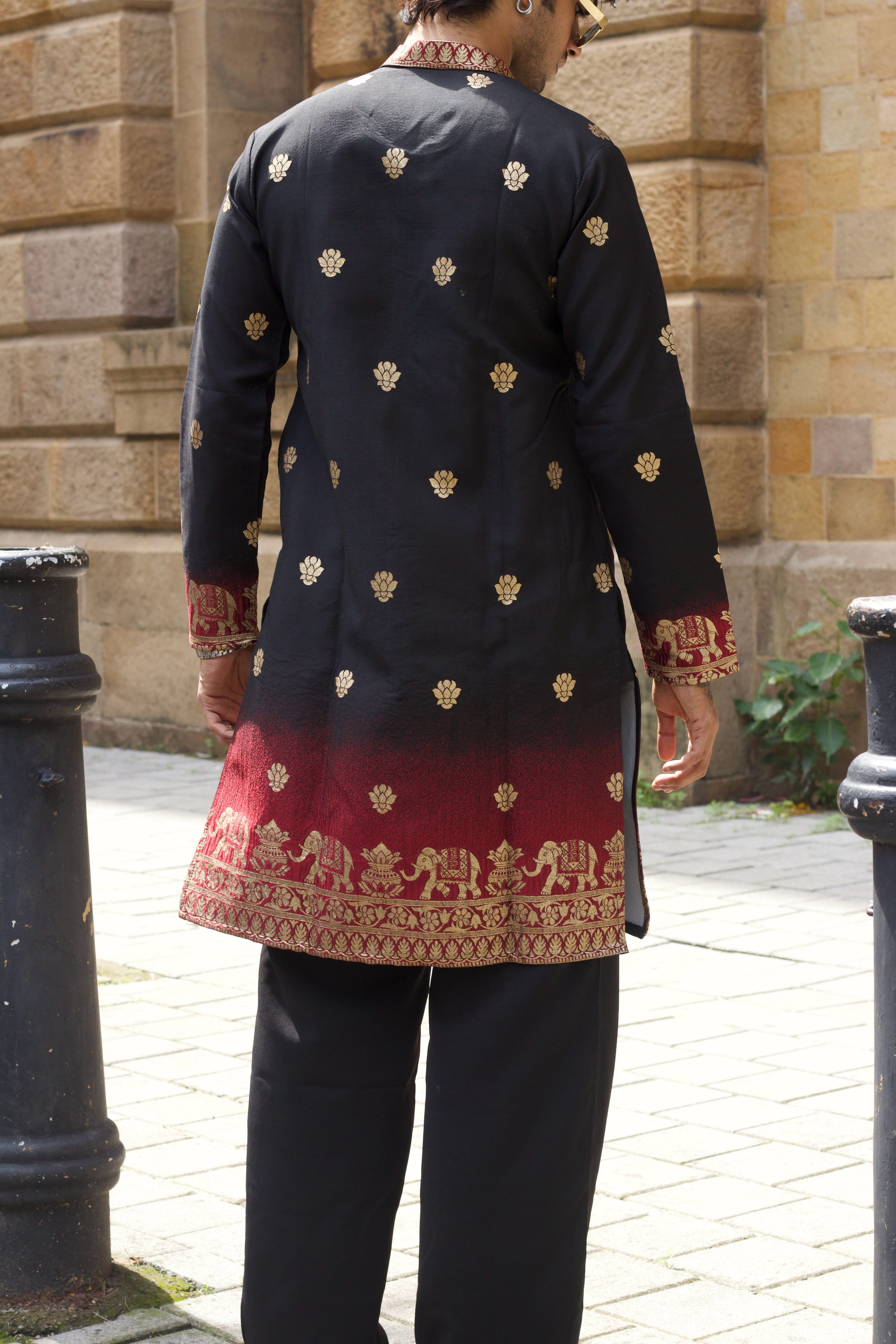 BLACK RED FADE REGAL ELEPHANT WEAVE JACQUARD KURTA