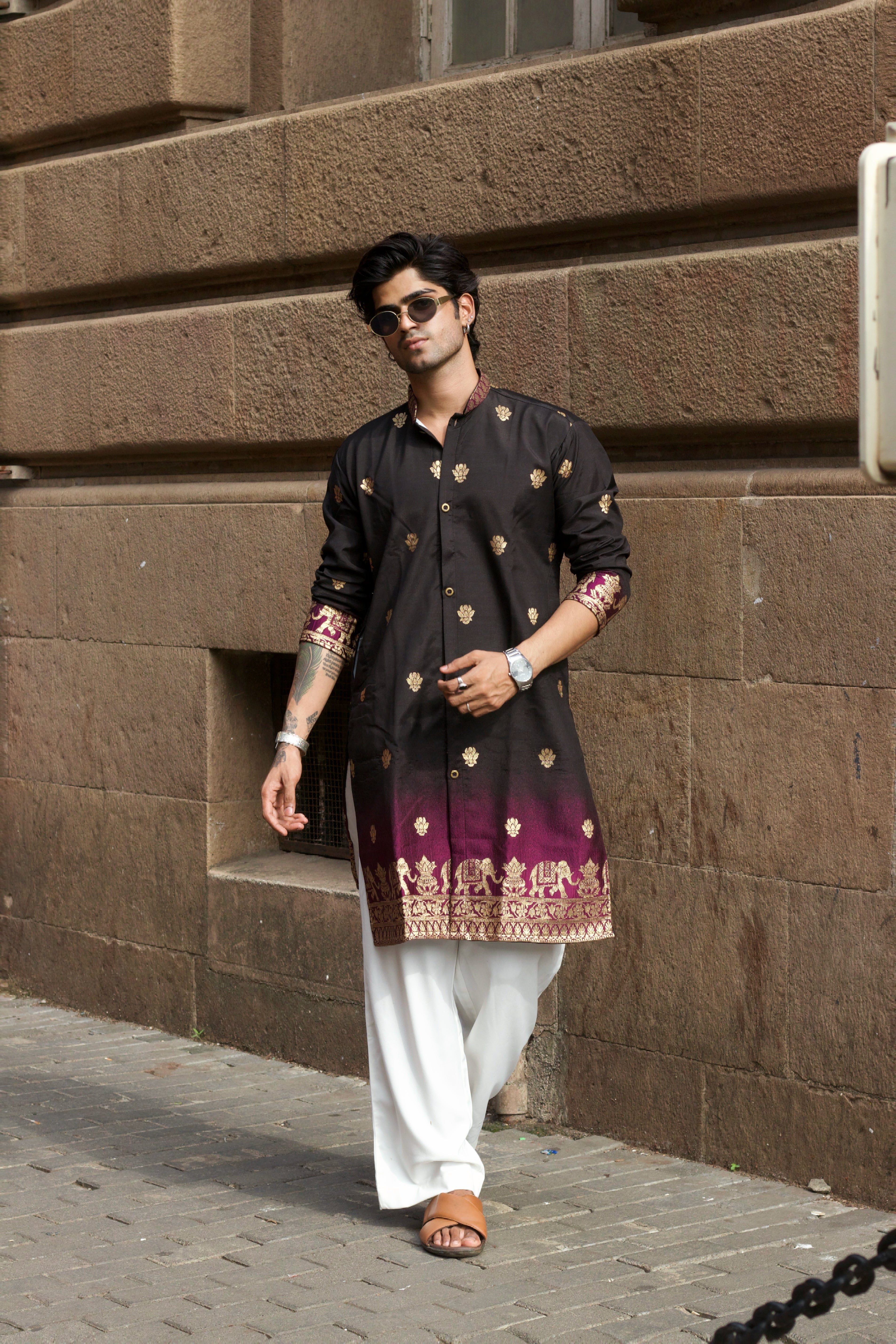 BLACK PURPLE FADE REGAL ELEPHANT WEAVE JACQUARD KURTA