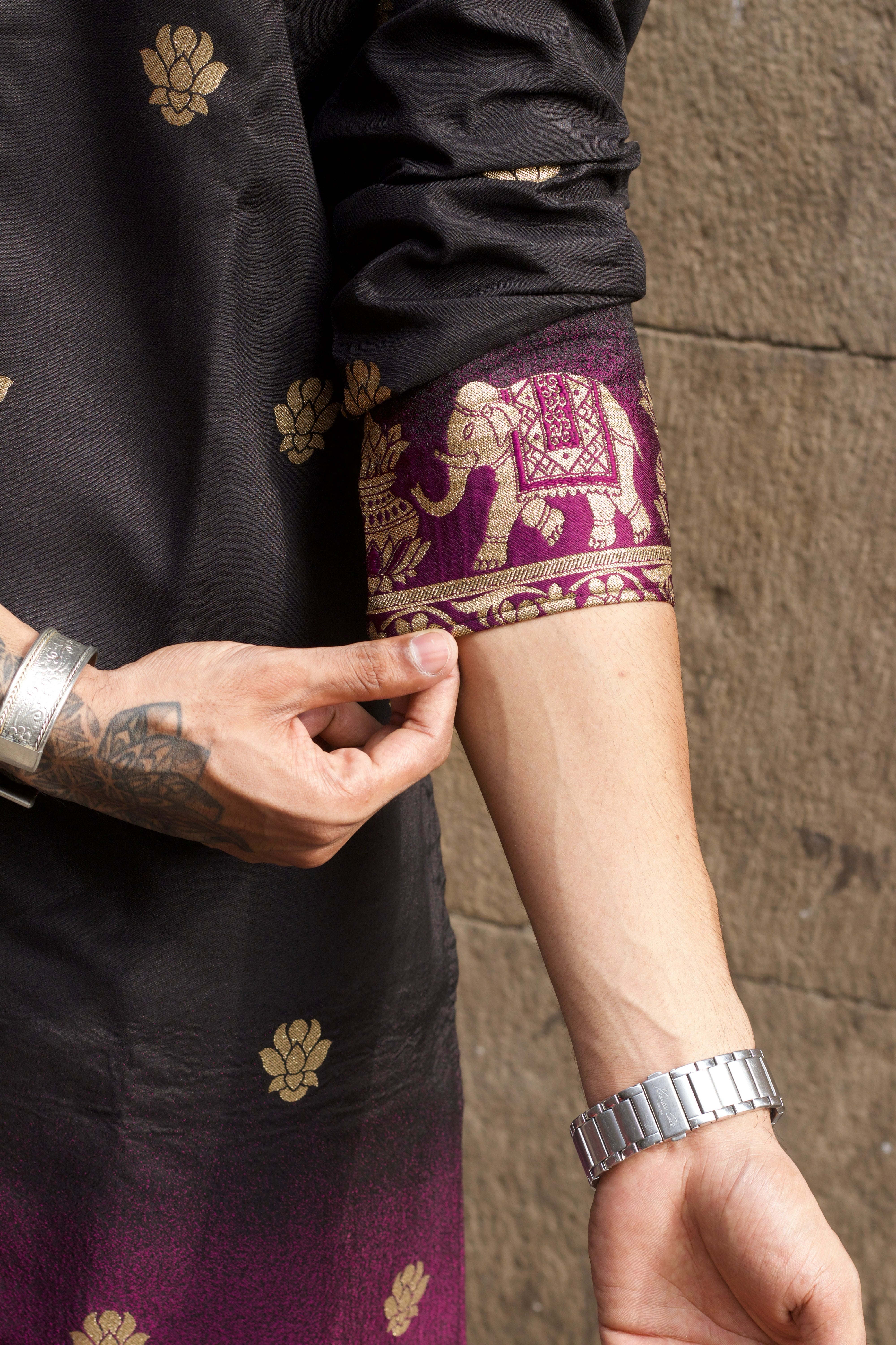 BLACK PURPLE FADE REGAL ELEPHANT WEAVE JACQUARD KURTA