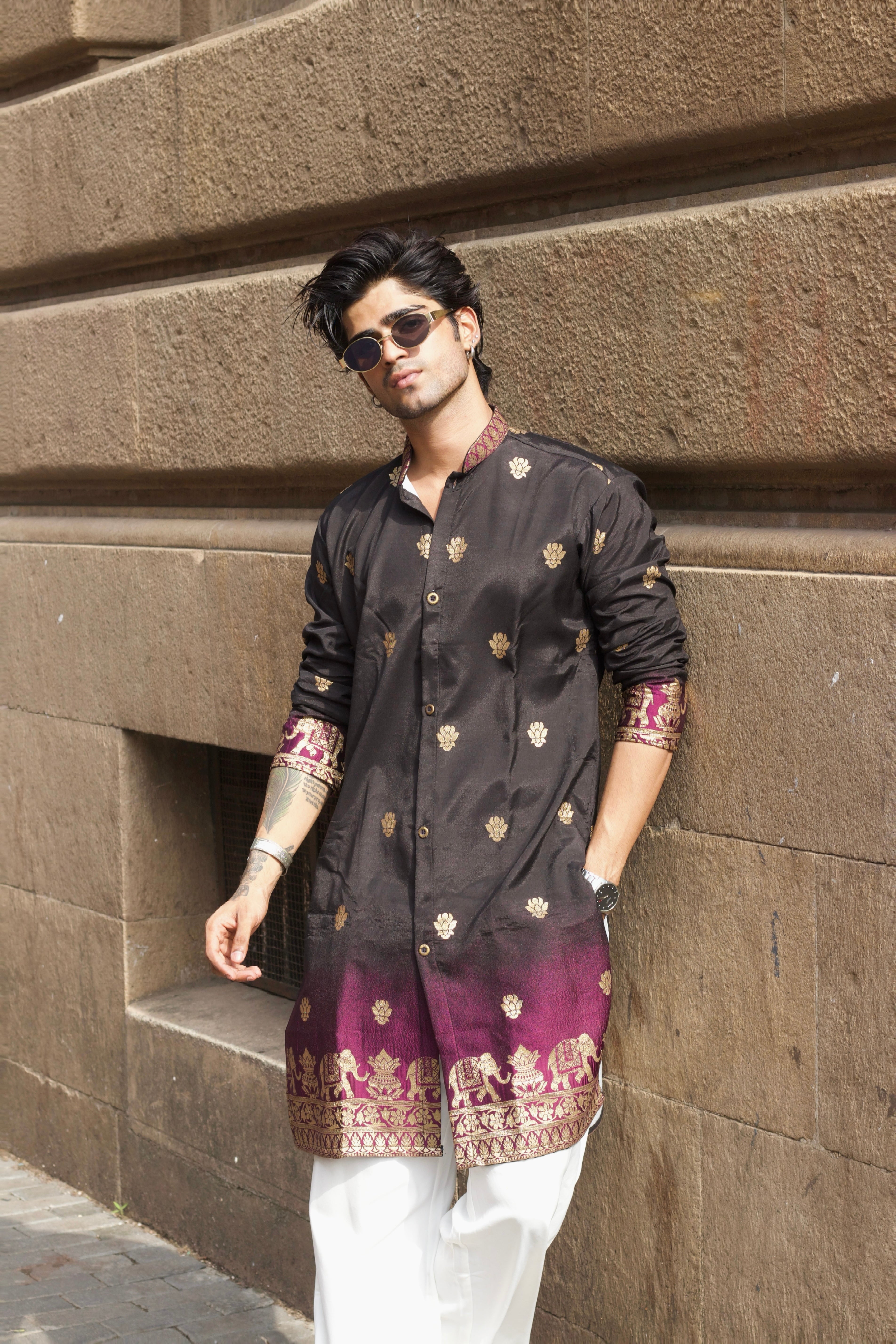 BLACK PURPLE FADE REGAL ELEPHANT WEAVE JACQUARD KURTA