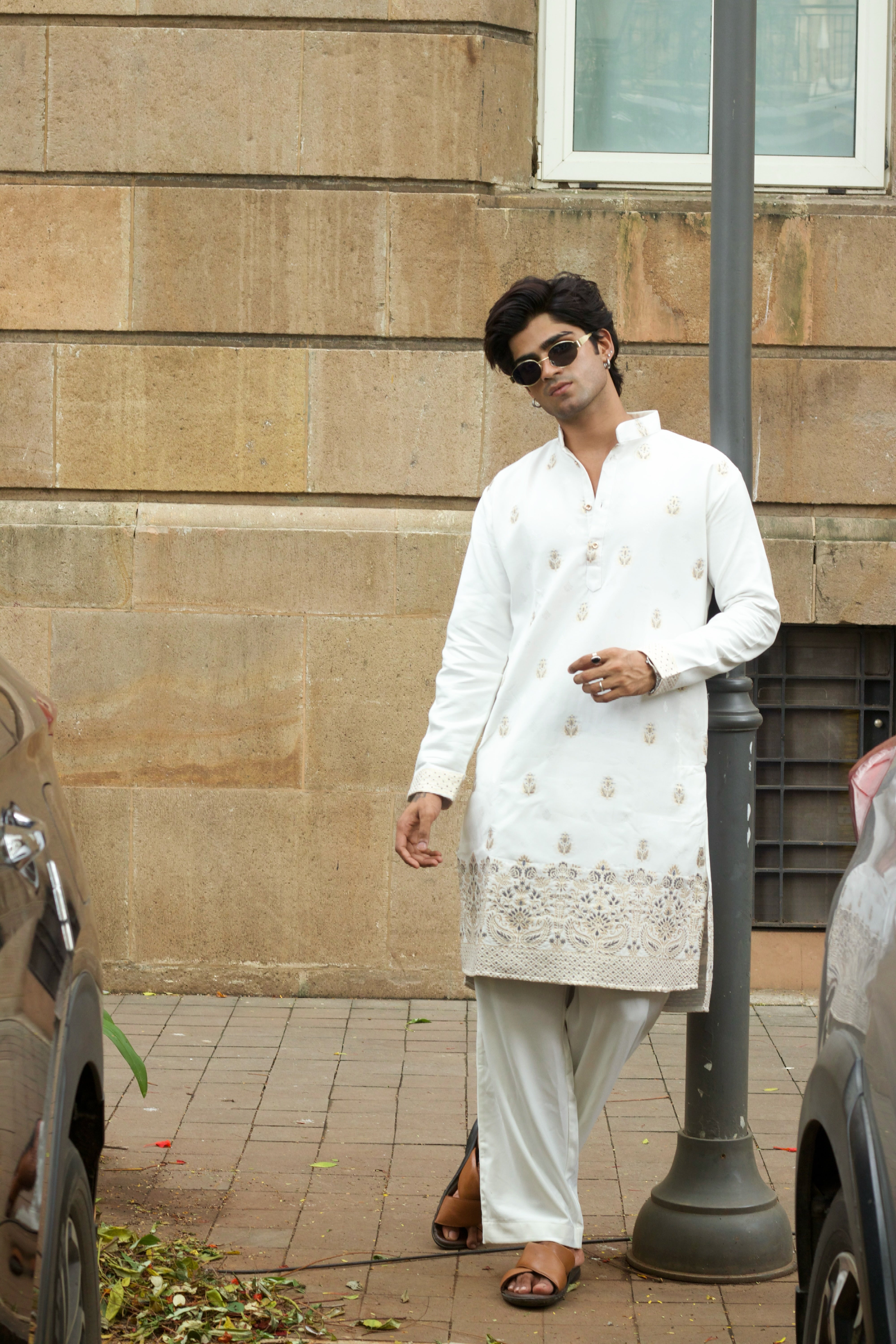 WHITE SHAHI MAHAL JACQUARD DESIGNER KURTA