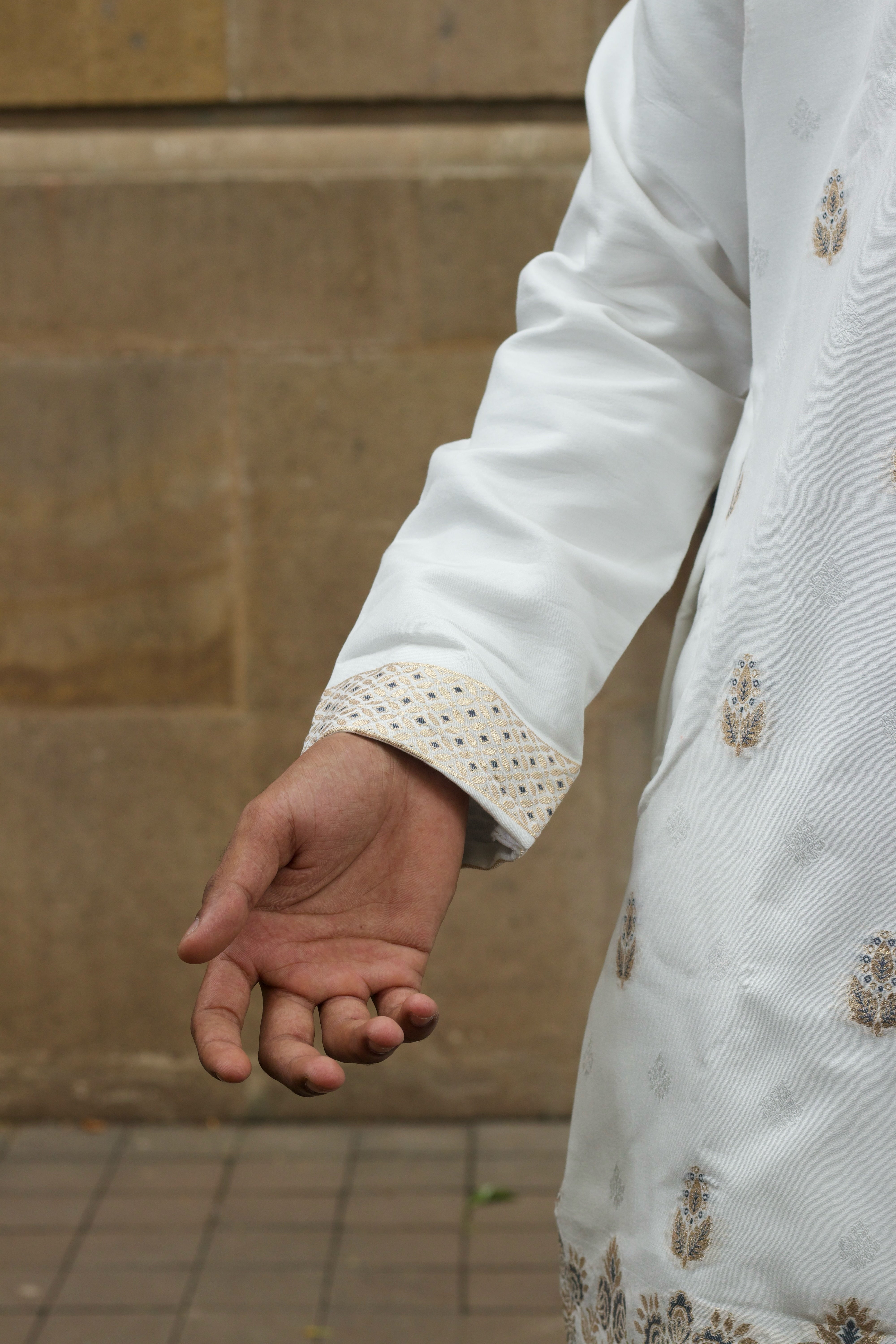 WHITE SHAHI MAHAL JACQUARD DESIGNER KURTA