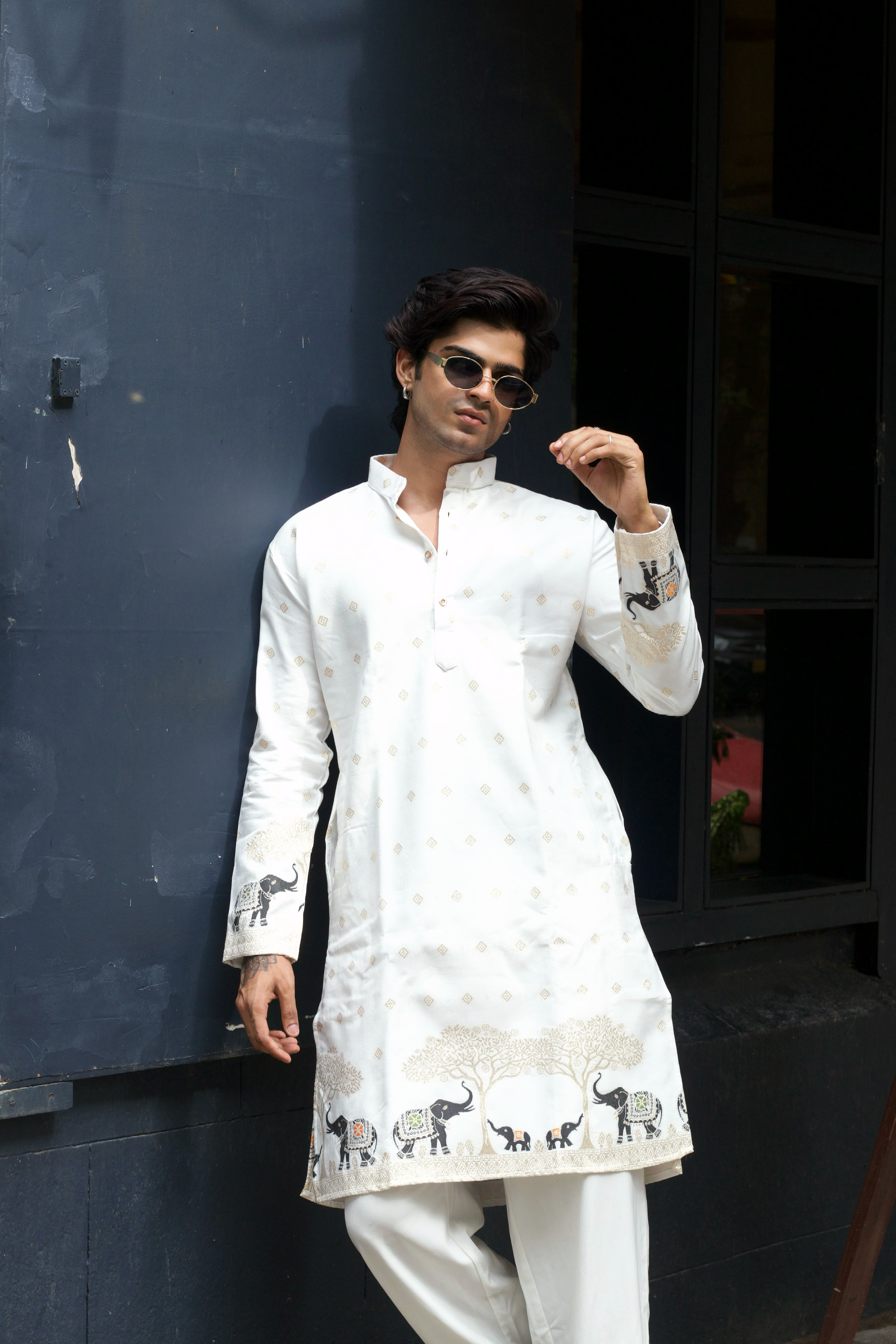 WHITE ELEPHANT PATTERN JACQUARD DESIGNER KURTA