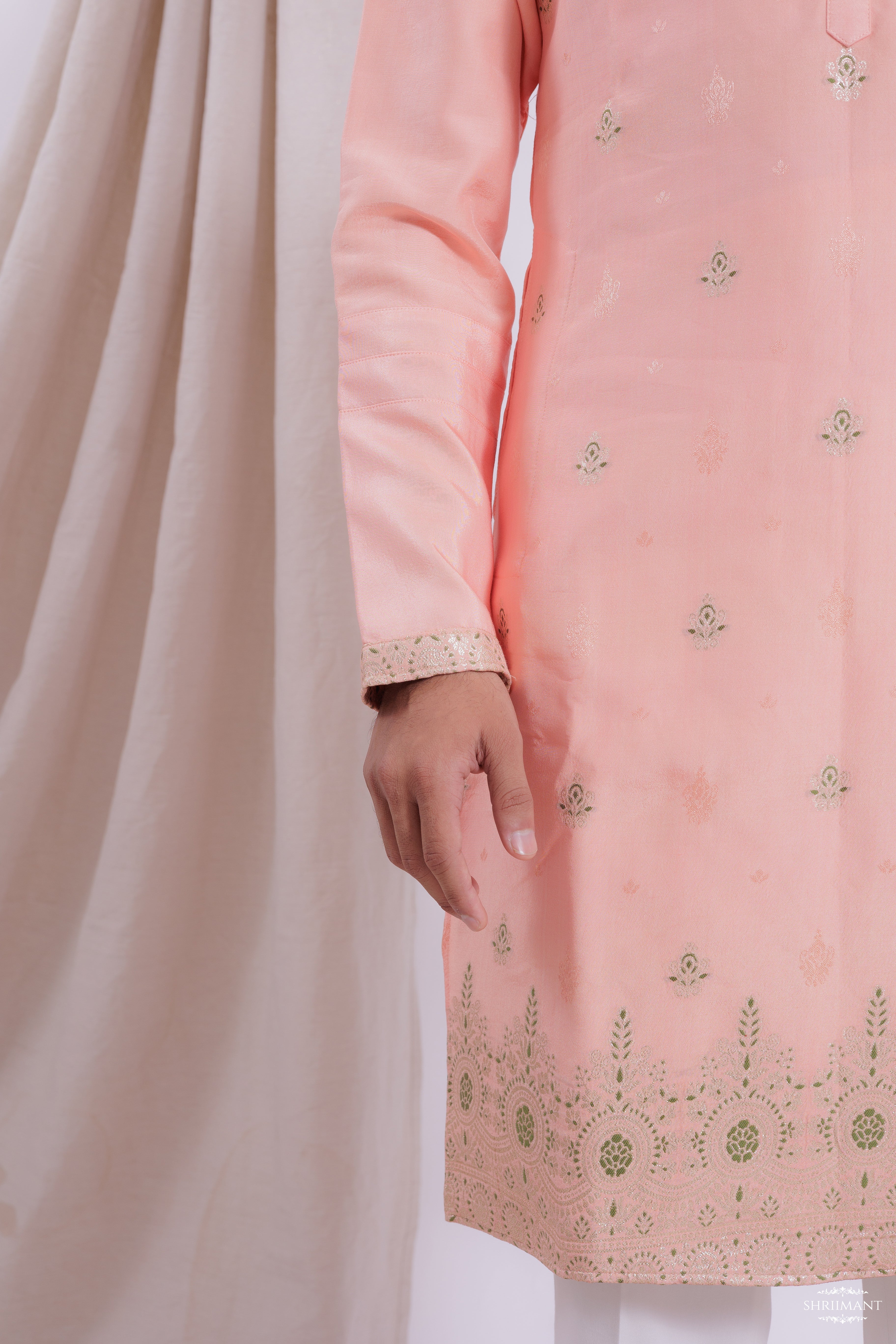 PEACH FLORAL JACQUARD EXCLUSIVE DESIGNER KURTA