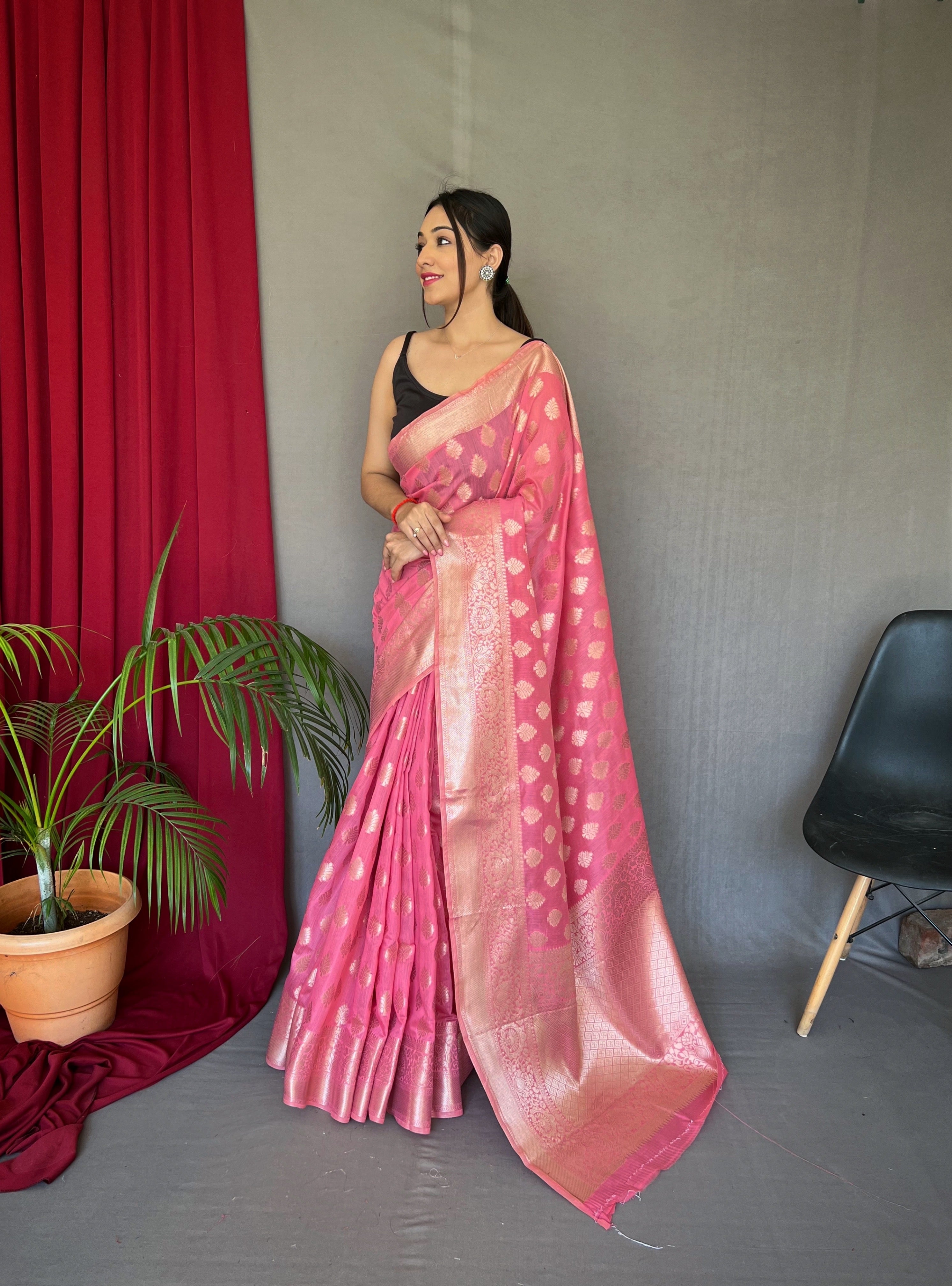 Pink Man Mohini Cotton Muslin Woven Saree