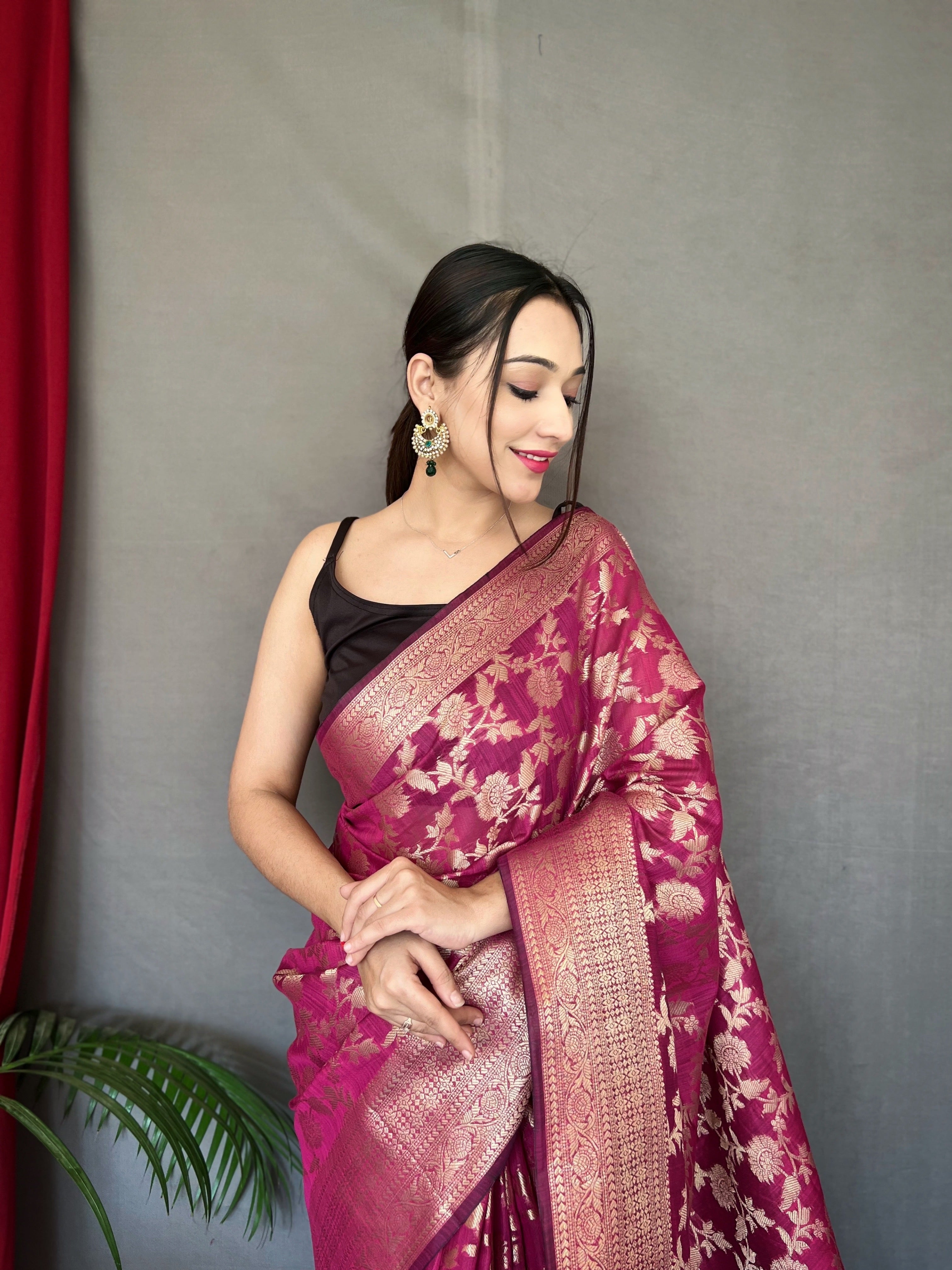 Burgundy Jhalak Cotton Linen Jaal Woven Saree