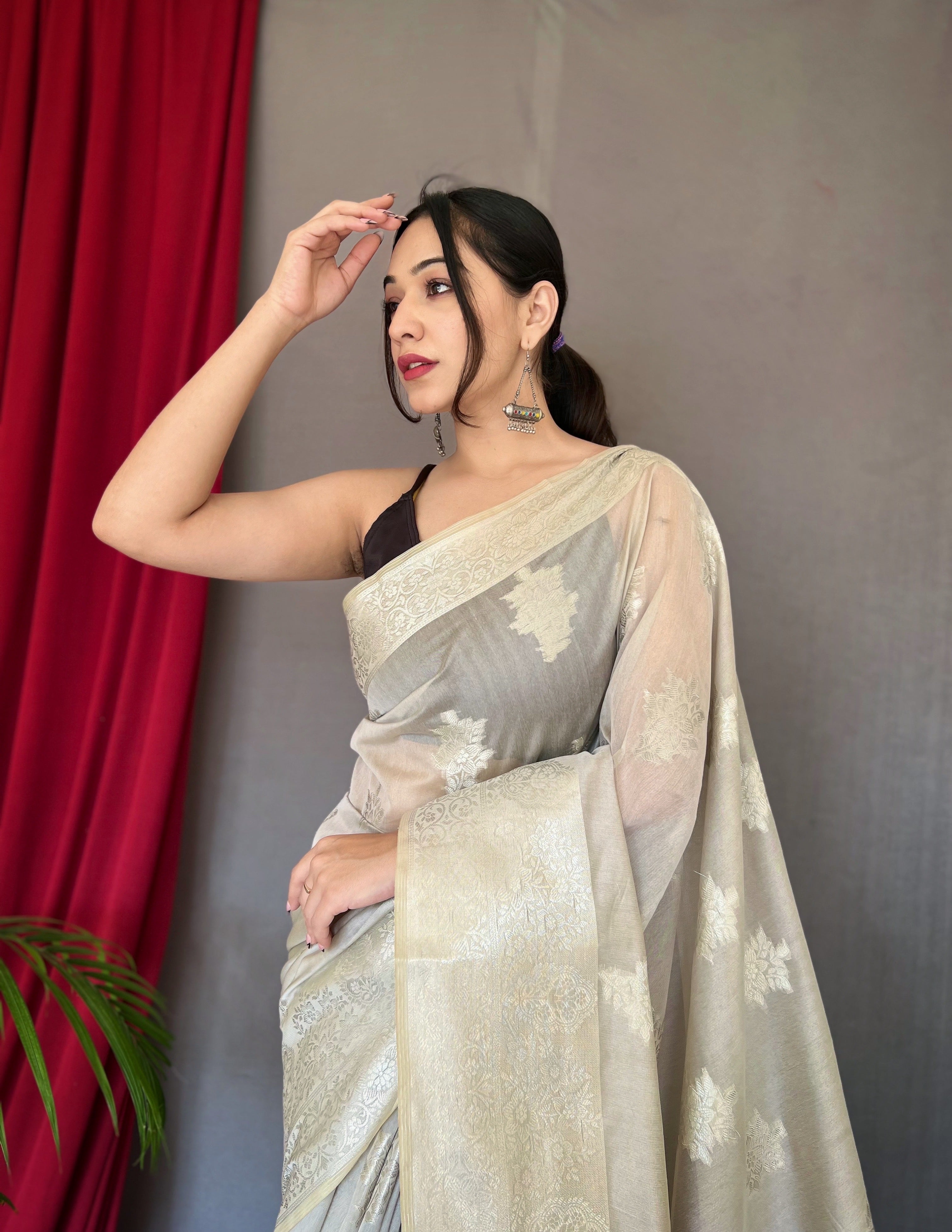 Saanvi Cotton Rose Gold Woven Saree Grey